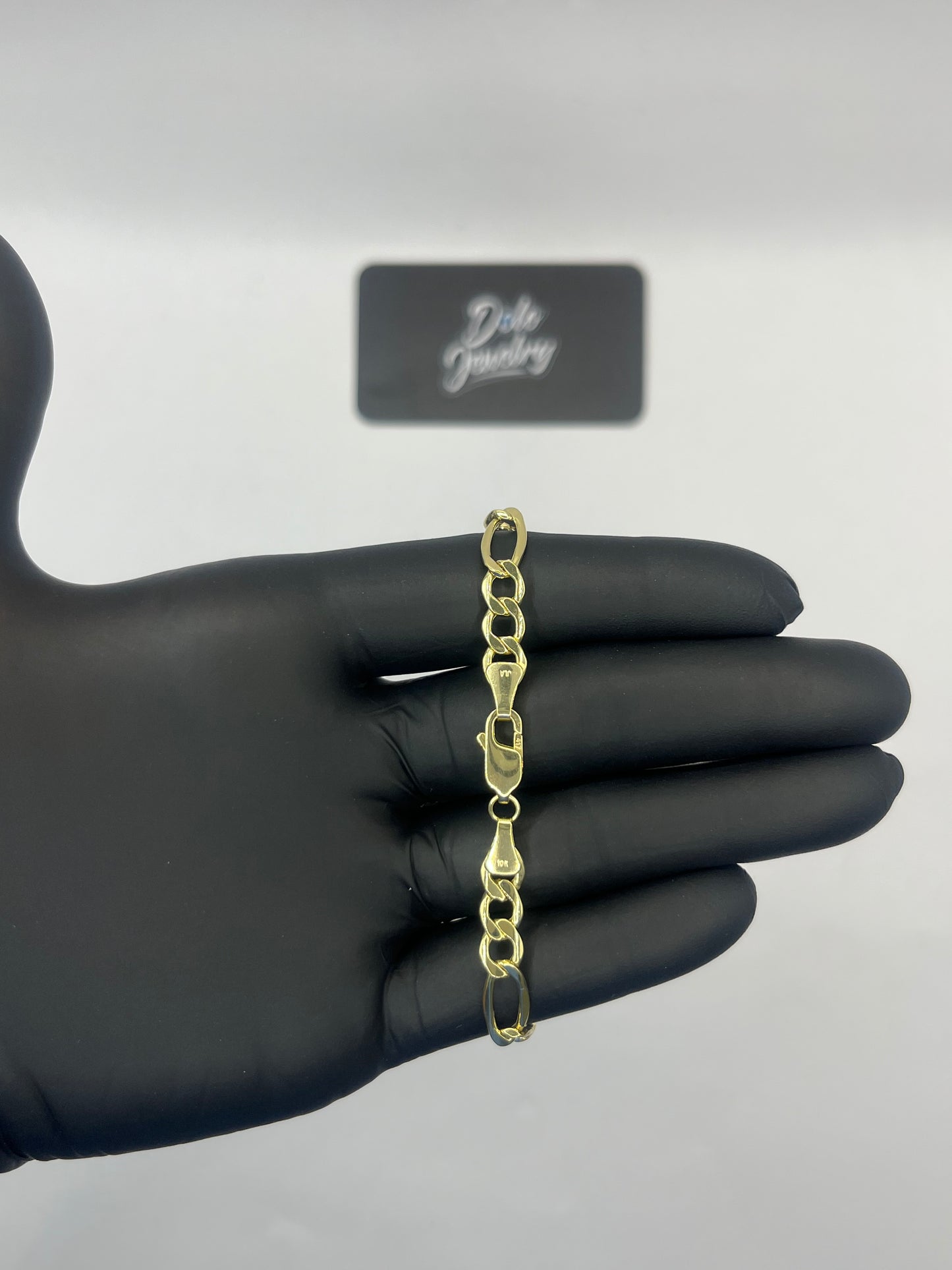 Figaro Bracelet 10K Gold