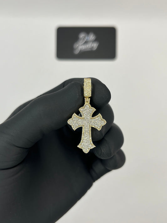 Two-Tone Cross Pendant 0.63ct